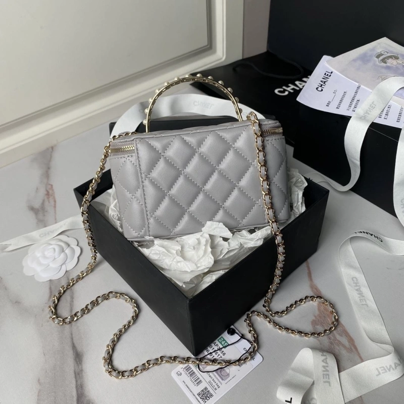 Ch**el cosmetic bags 4017-1703