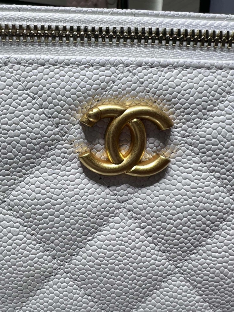 Ch**el cosmetic bags 4017-1977