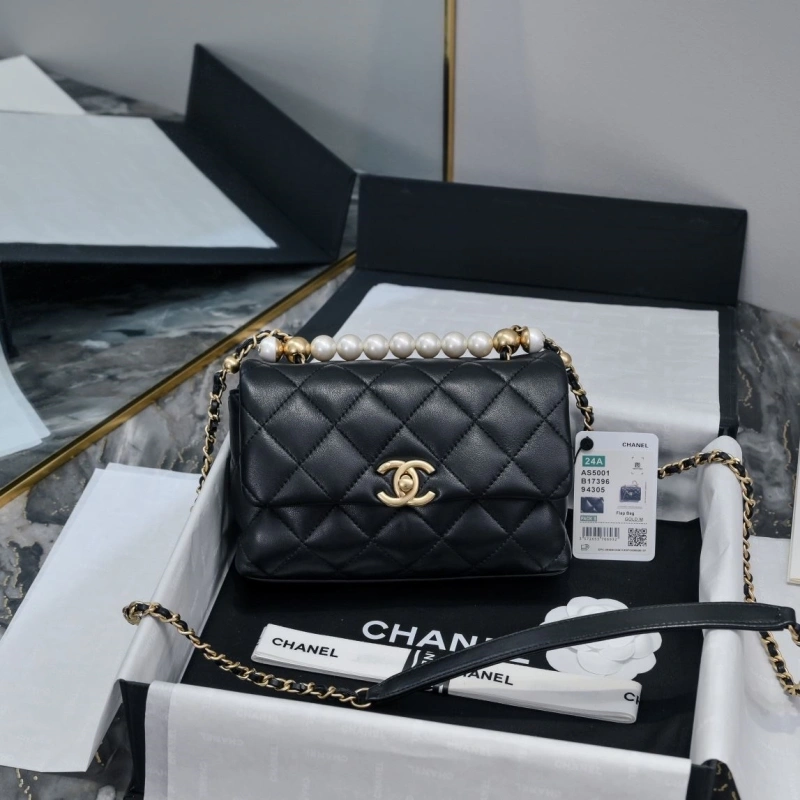 Ch**el woc bags 4017-2131
