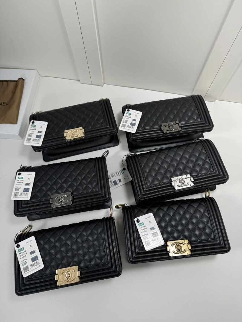 Ch**el woc bags 4017-2251