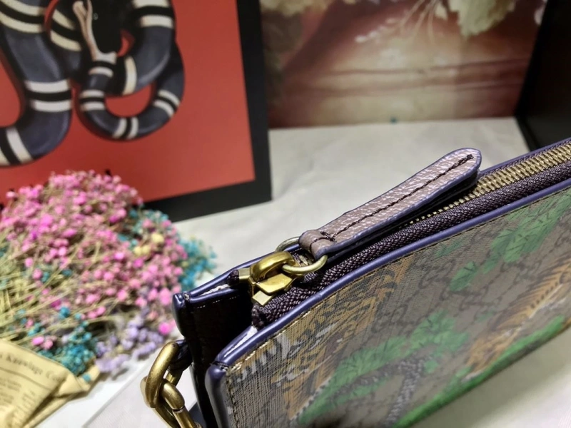 Gvc*1 clutch bags 4032-0180
