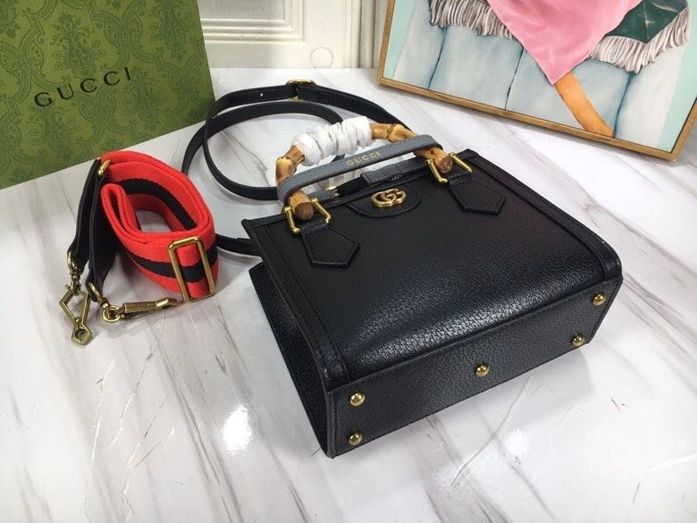 Gvc*1 top handle bags 4032-0459