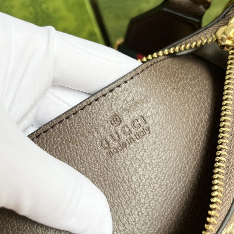 Gvc*1 satchel bags 4032-0478