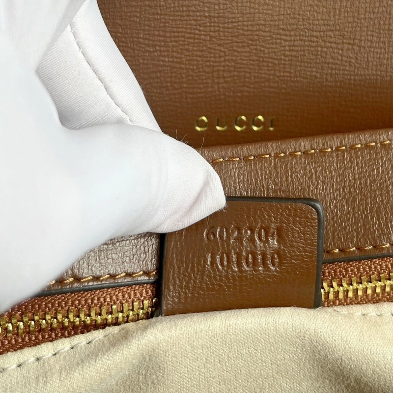 Gvc*1 satchel bags 4032-0599