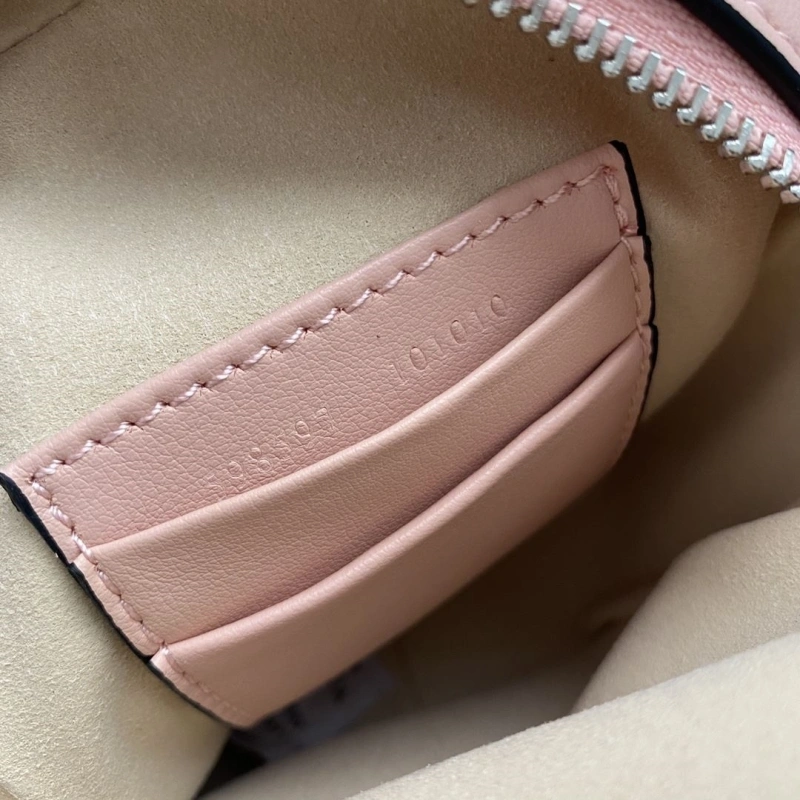 Gvc*1 satchel bags 4032-0622