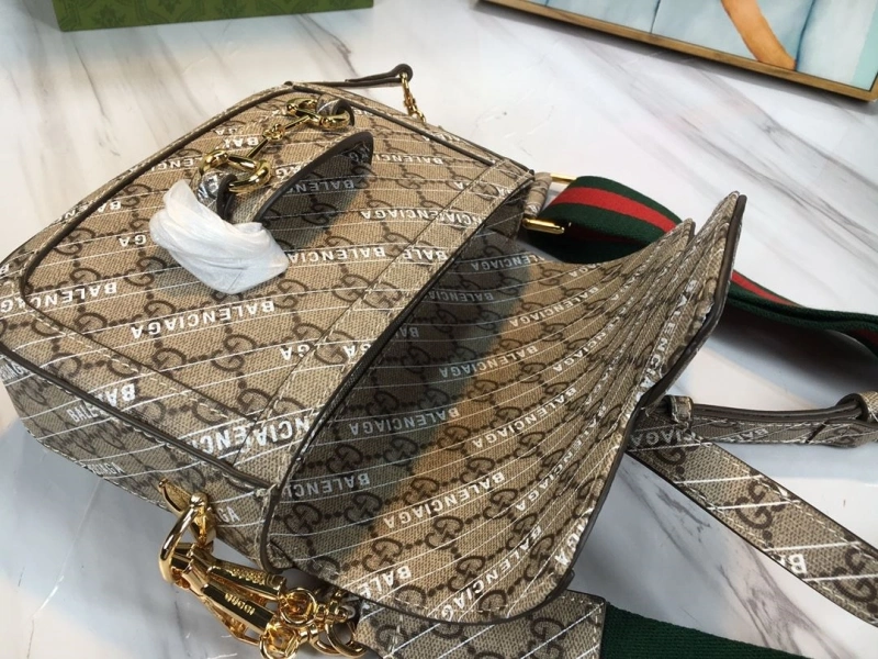 Gvc*1 satchel bags 4032-0760
