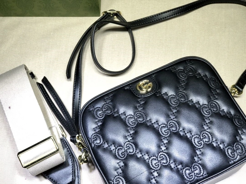 Gvc*1 satchel bags 4032-0877