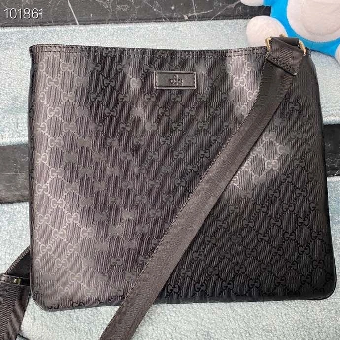 Gvc*1 satchel bags 4032-0906