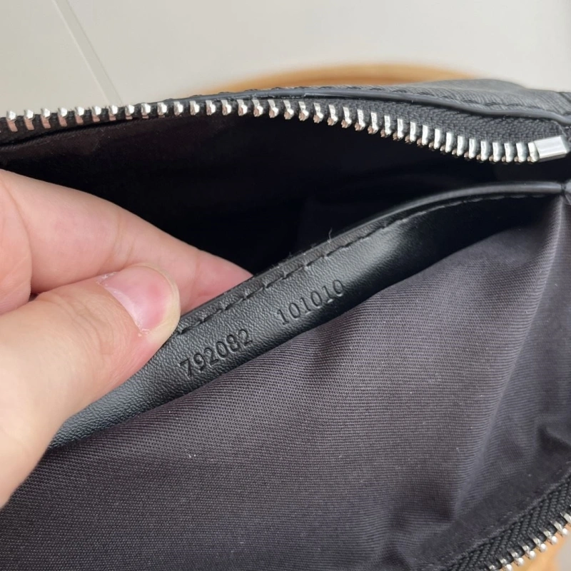 Gvc*1 satchel bags 4032-0972