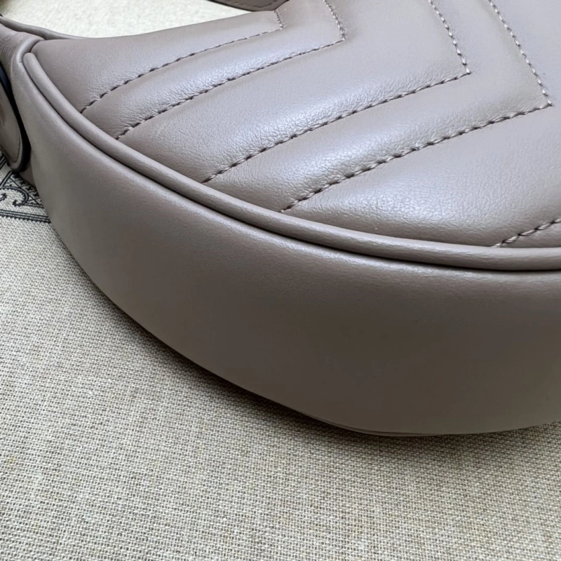 Gvc*1 top handle bags 4033-0071