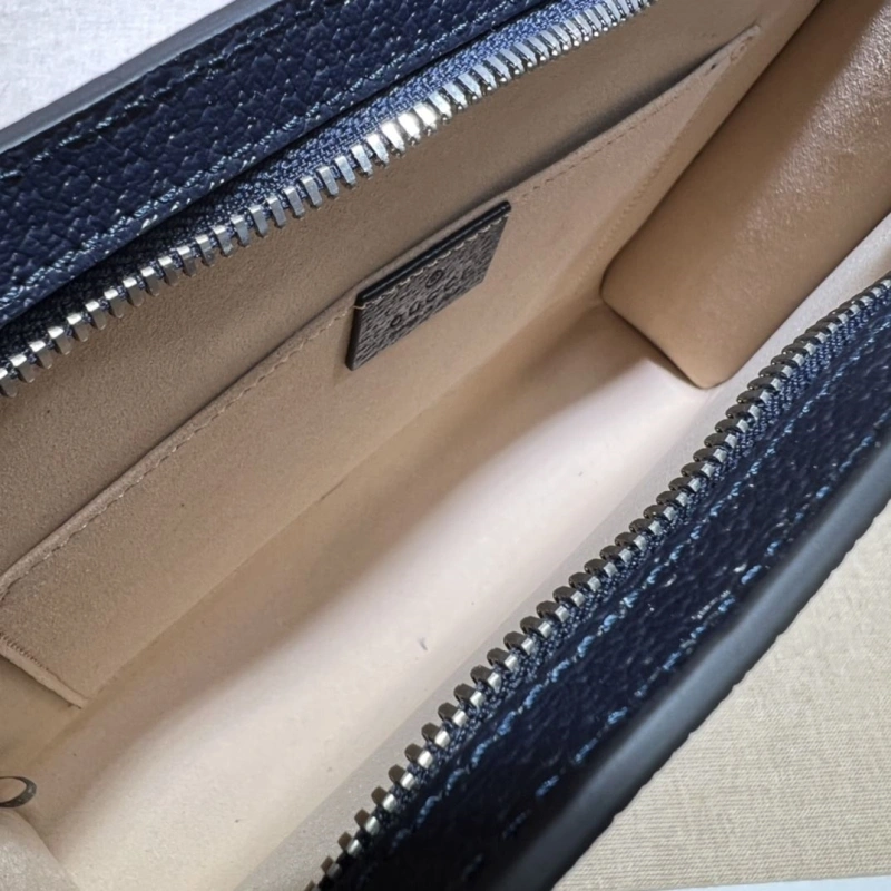 Gvc*1 clutch bags 4033-0181