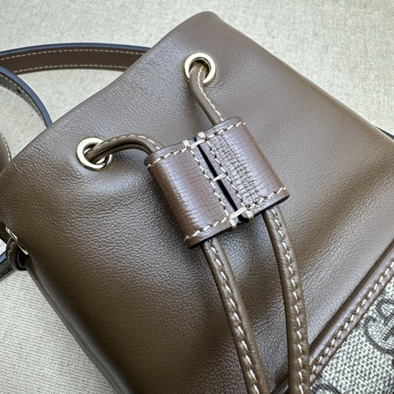 Gvc*1 bucket bags 4033-0376