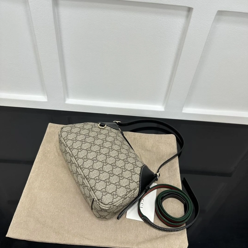Gvc*1 top handle bags 4034a-0088