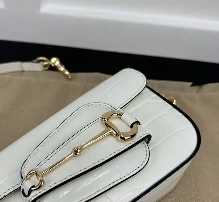 Gvc*1 satchel bags 4034f-0056