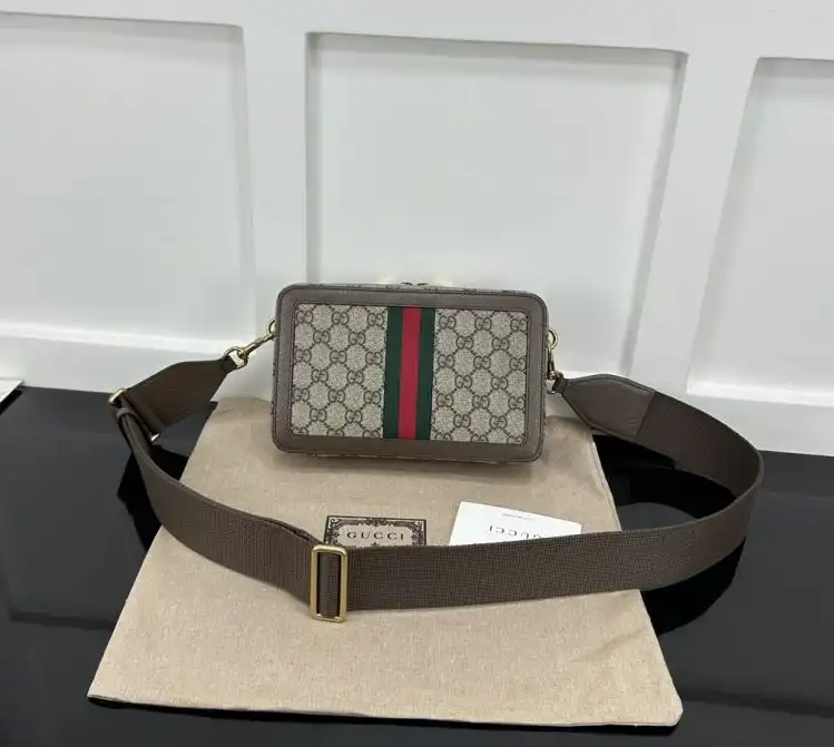 Gvc*1 satchel bags 4034f-0065