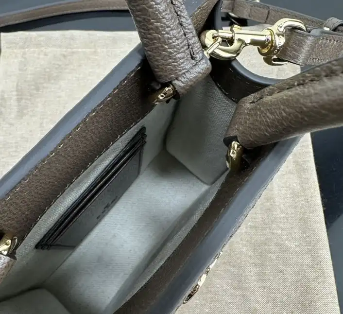 Gvc*1 top handle bags 4034g-0012