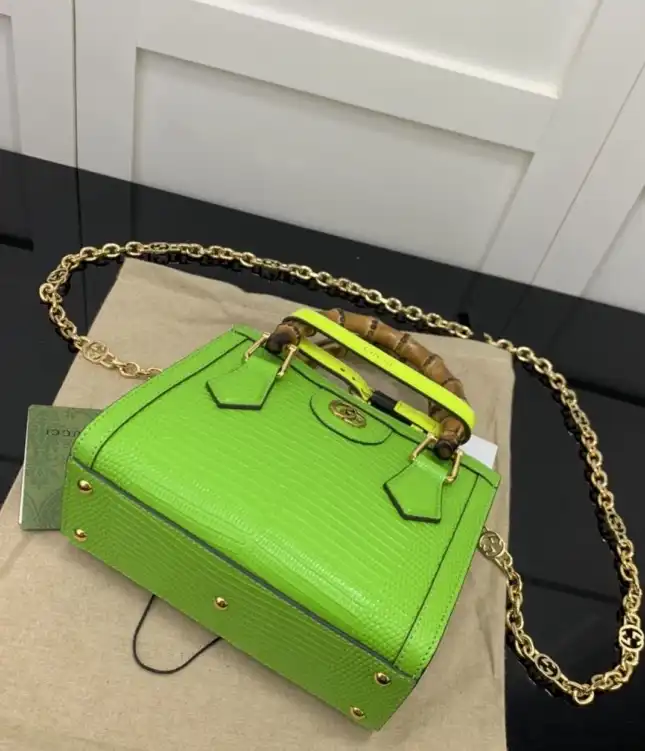 Gvc*1 top handle bags 4034g-0016