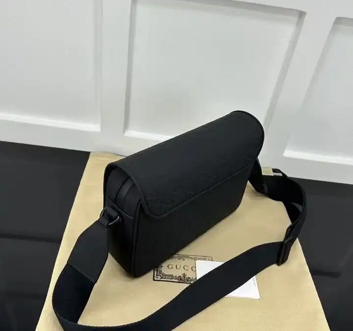 Gvc*1 satchel bags 4034g-0021