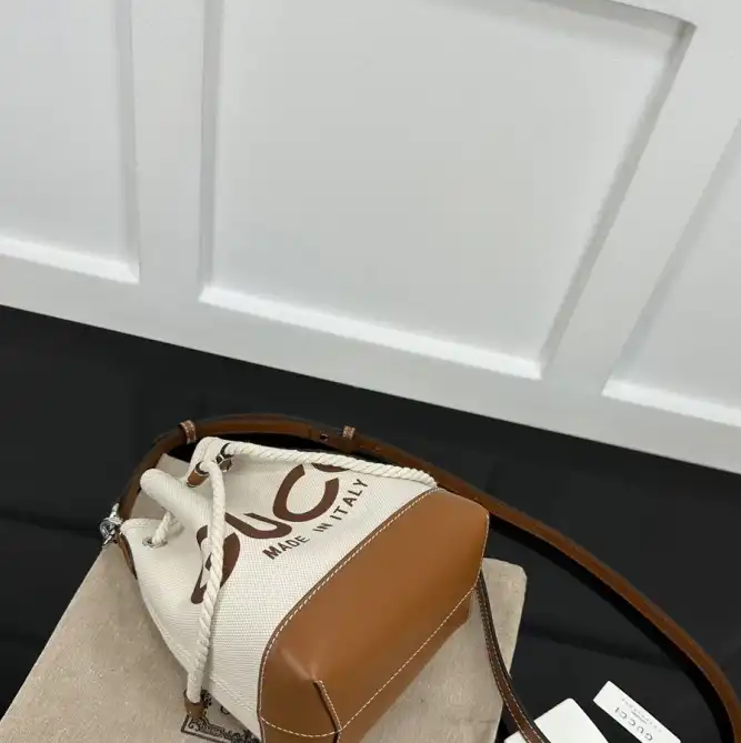Gvc*1 bucket bags 4034g-0050
