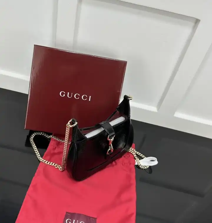 Gvc*1 satchel bags 4034h-0001