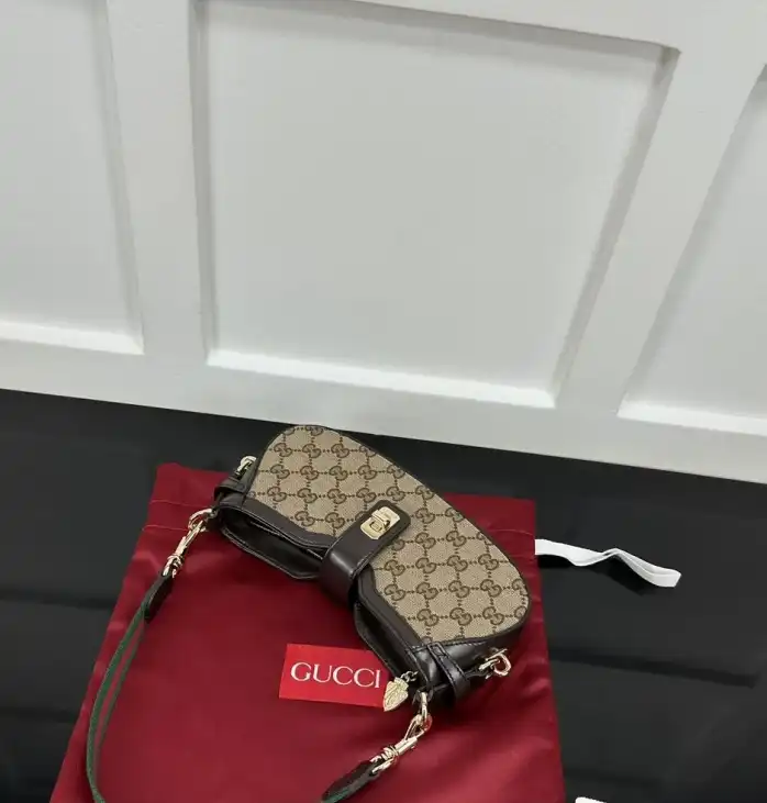 Gvc*1 satchel bags 4034h-0050