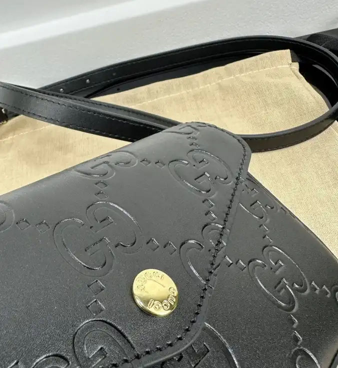 Gvc*1 satchel bags 4034h-0058