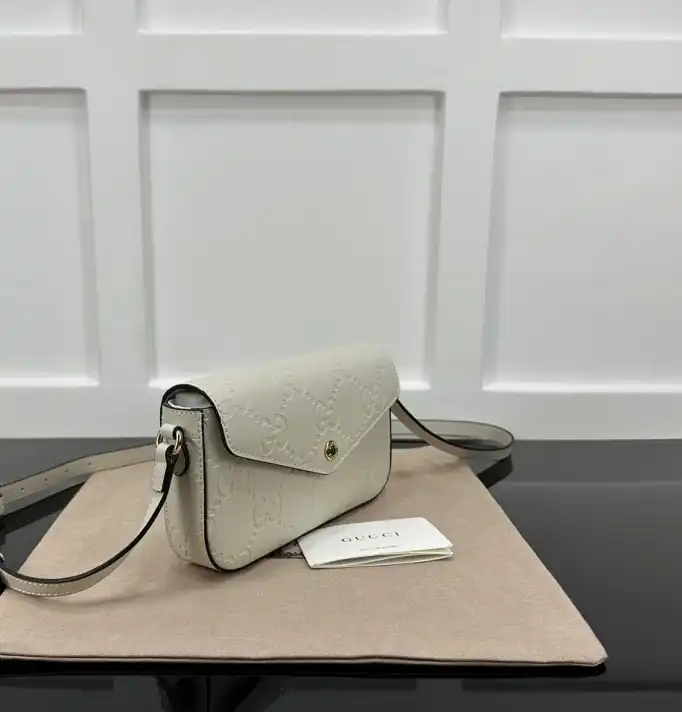 Gvc*1 satchel bags 4034h-0062