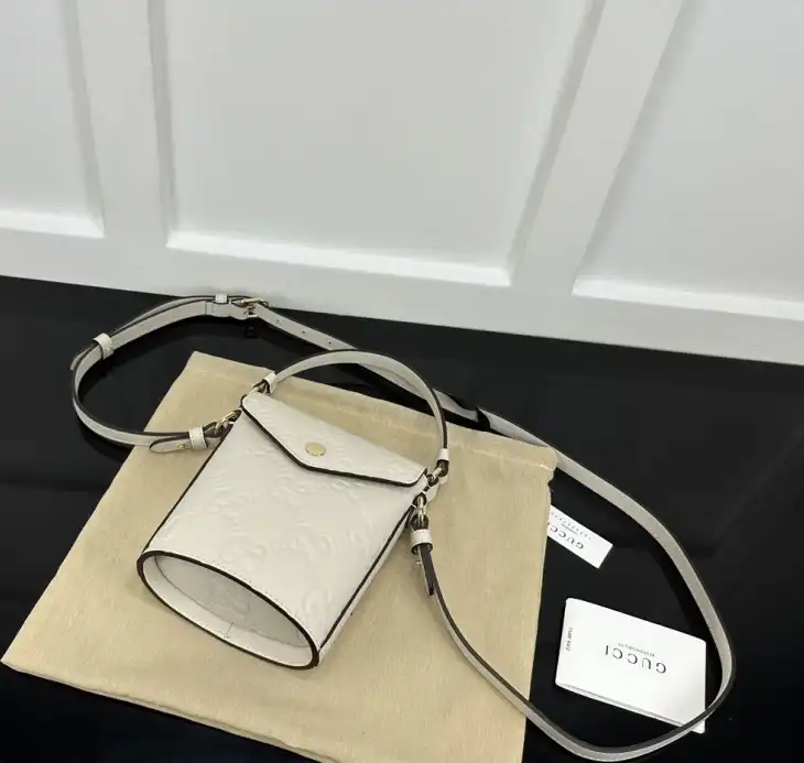 Gvc*1 top handle bags 4034h-0072