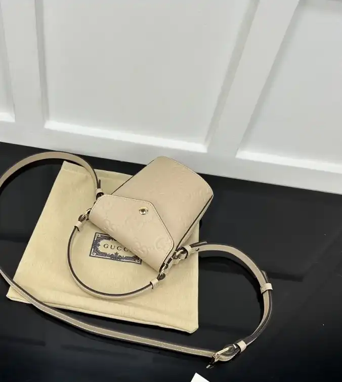Gvc*1 top handle bags 4034h-0091