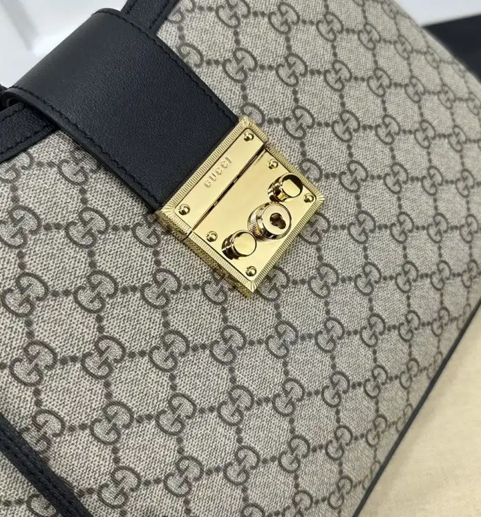 Gvc*1 satchel bags 4034h-0096