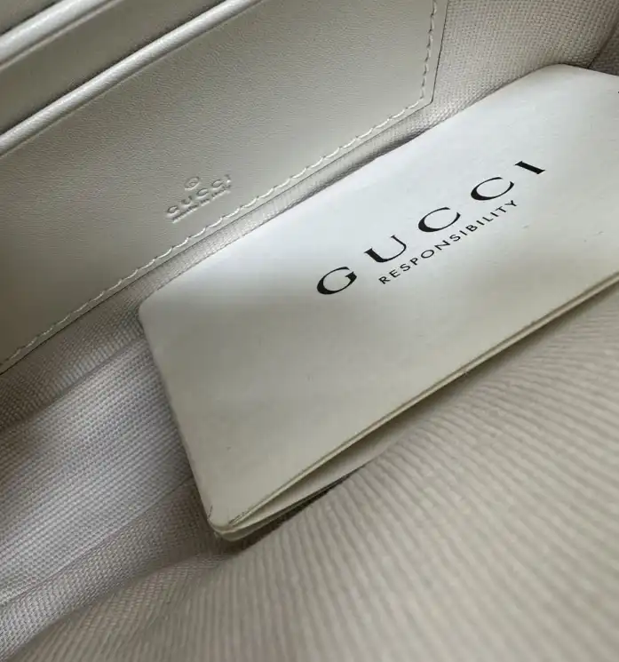 Gvc*1 satchel bags 4034h-0100