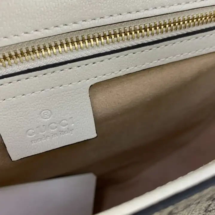 Gvc*1 satchel bags 4034h-0133
