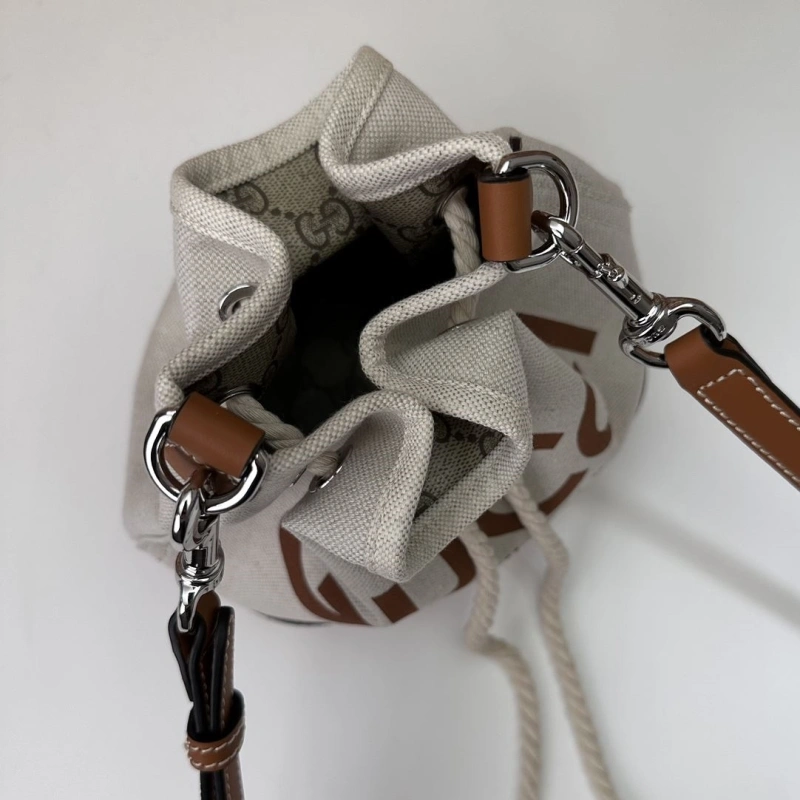 Gvc*1 bucket bags 4036-0042
