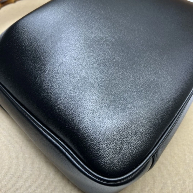 Gvc*1 top handle bags 4036-0079