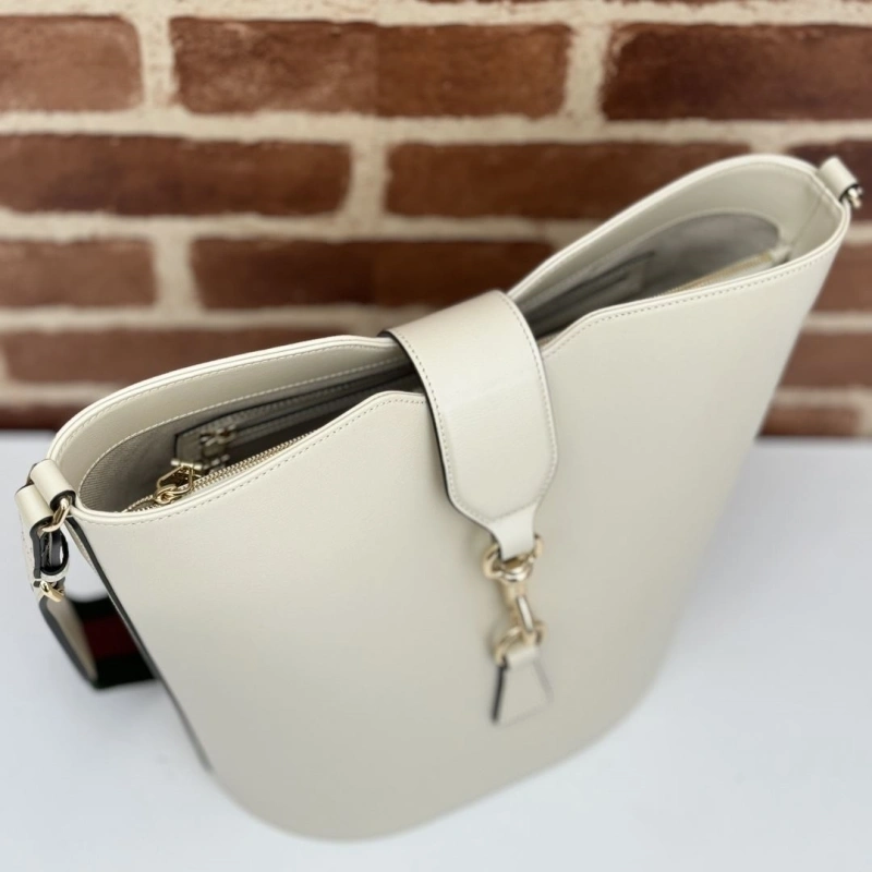 Gvc*1 bucket bags 4036-0142