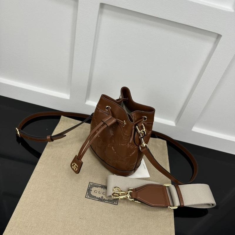 Gvc*1 bucket bags 4036-0479