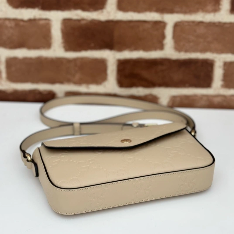 Gvc*1 satchel bags 4036-0491