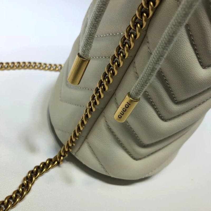 Gvc*1 bucket bags 4036-0572