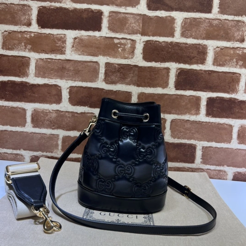 Gvc*1 bucket bags 4036b-0006