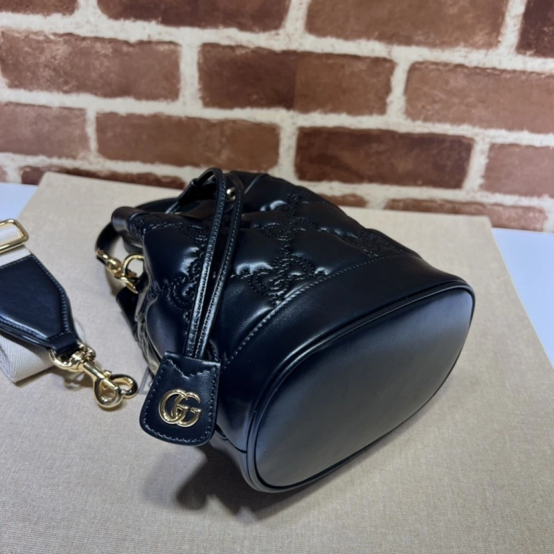 Gvc*1 bucket bags 4036b-0006