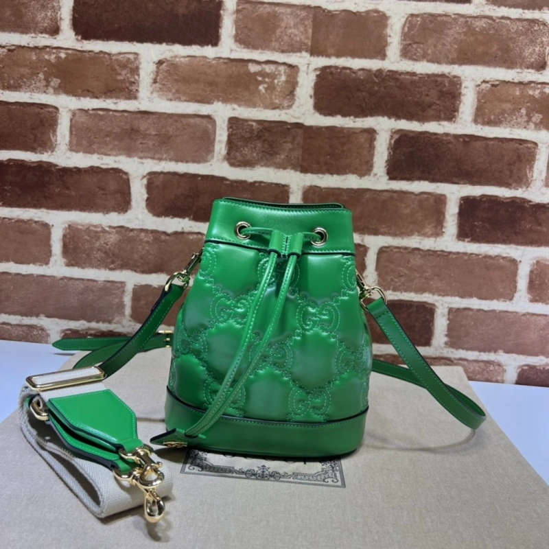 Gvc*1 bucket bags 4036b-0009
