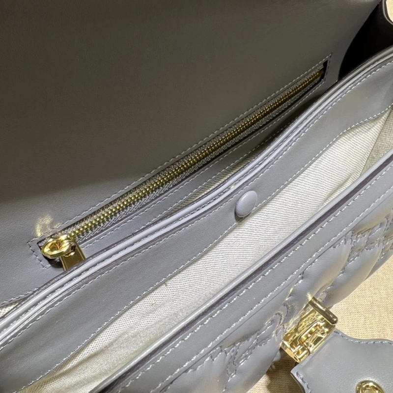 Gvc*1 satchel bags 4036b-0377