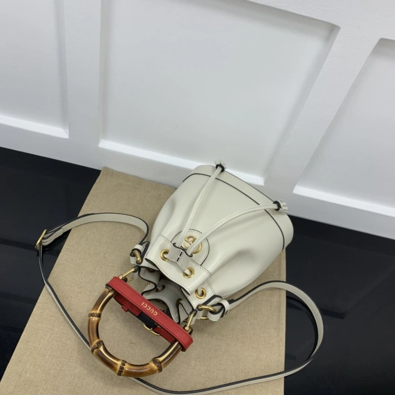 Gvc*1 bucket bags 4036b-0516