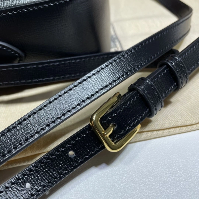 Gvc*1 satchel bags 4036b-0640