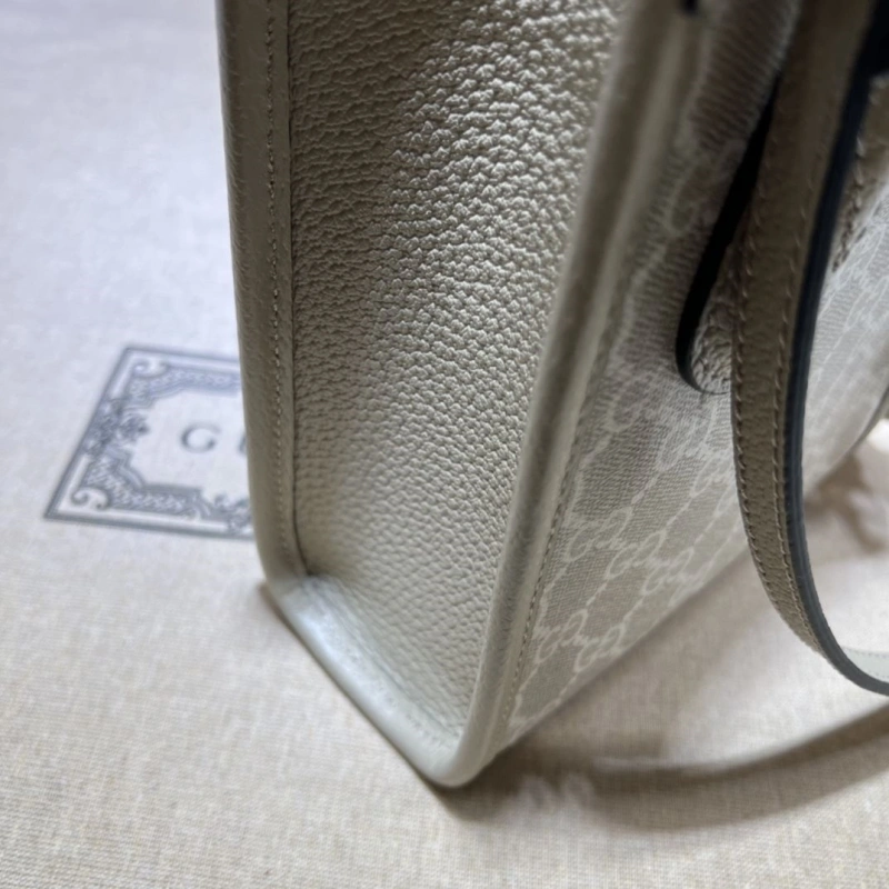Gvc*1 top handle bags 4036b-0712