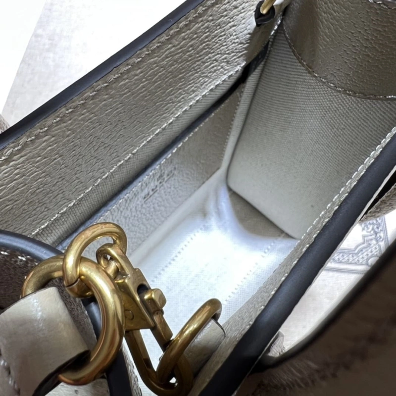 Gvc*1 top handle bags 4036b-0712