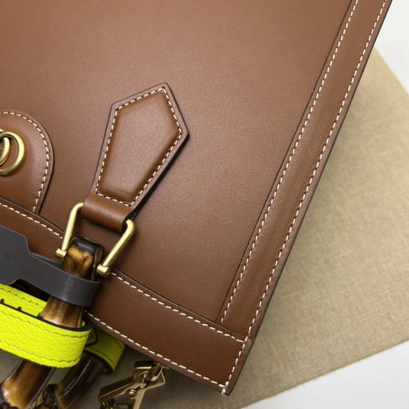 Gvc*1 top handle bags 4036b-0746