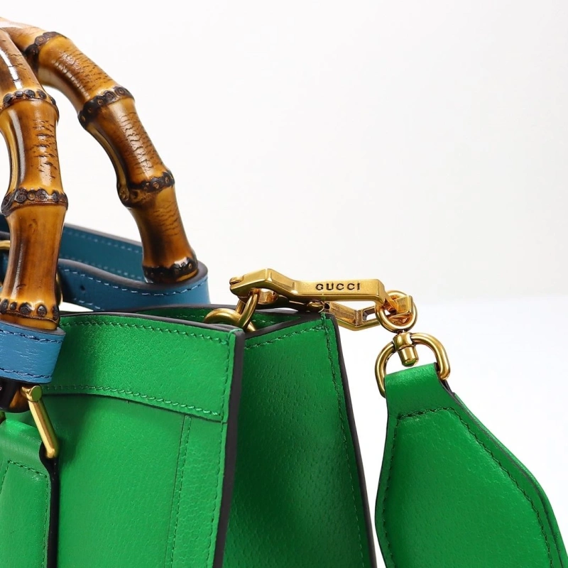 Gvc*1 top handle bags 4036b-0749