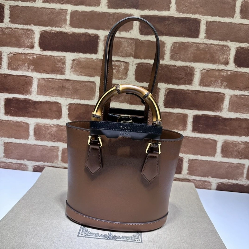 Gvc*1 bucket bags 4036b-0820