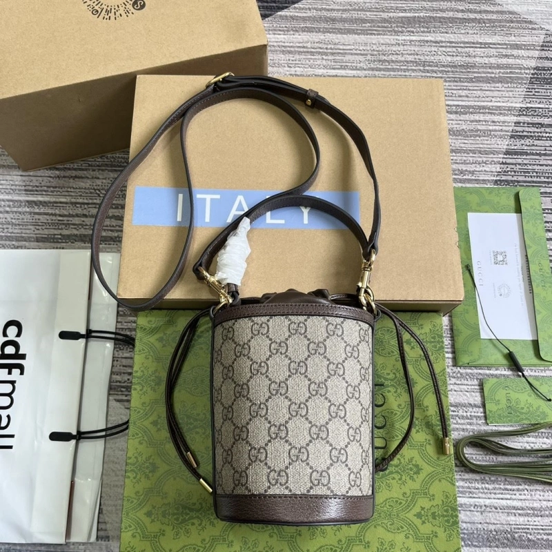 Gvc*1 bucket bags 4036c-0244